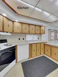 1981 Windsor 2BR CCKFB 1 3/4BA Manufactured Home