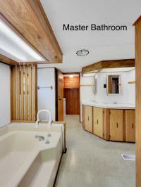 1981 Windsor 2BR CCKFB 1 3/4BA Manufactured Home