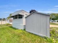 1981 Windsor 2BR CCKFB 1 3/4BA Manufactured Home