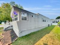 1981 Windsor 2BR CCKFB 1 3/4BA Manufactured Home