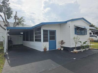 Photo 1 of 17 of home located at 12400 Us Highway 19 N Clearwater, FL 33764