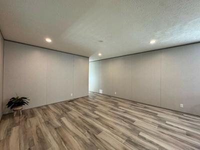Photo 2 of 14 of home located at 4000 SW 47th Street, #B09 Gainesville, FL 32608