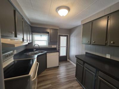Photo 2 of 8 of home located at 9925 Ulmerton Rd, #22 Largo, FL 33771
