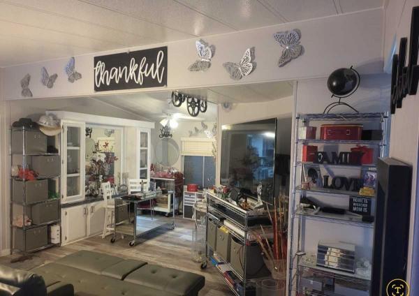 1983  GOLDEN WEST KINGSTON  Mobile Home