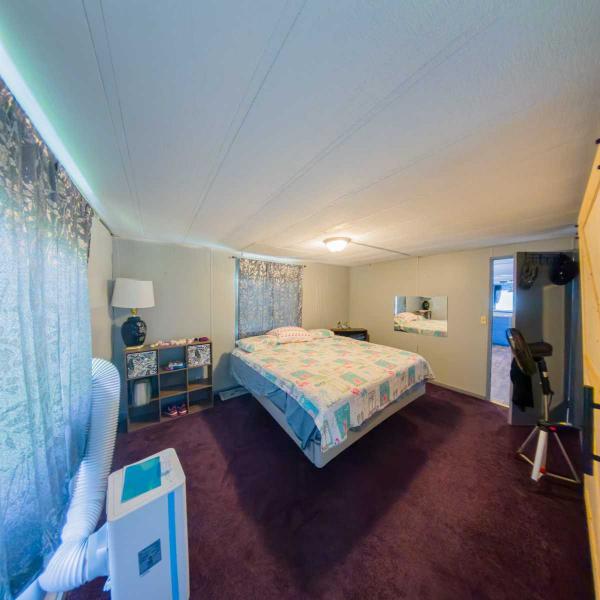 1980 Sherwood Manufactured Home