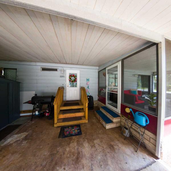 1980 Sherwood Manufactured Home