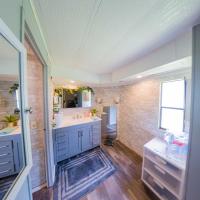 1980 Sherwood Manufactured Home