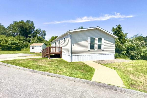 2011 Pinegrove G-210 Manufactured Home