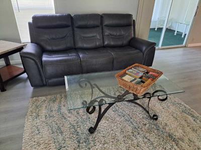 Photo 5 of 11 of home located at 13997 Encantardo Cir Fort Pierce, FL 34951