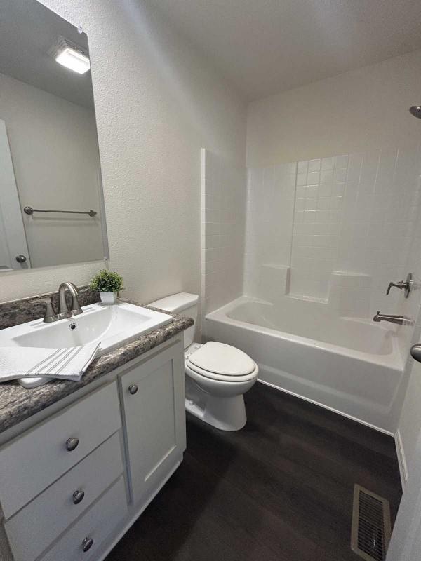 2022 Clayton Homes Mobile Home