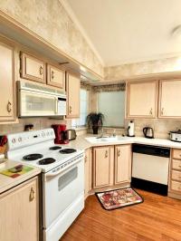 1994 CAVCO Mobile Home