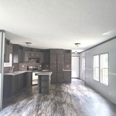 Photo 4 of 10 of home located at 32674 Rose Alley Rd Pomeroy, OH 45769