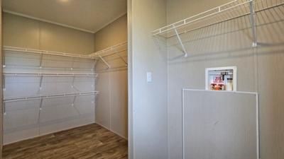 Photo 5 of 11 of home located at 21 Squirrel Path East Bernstadt, KY 40729