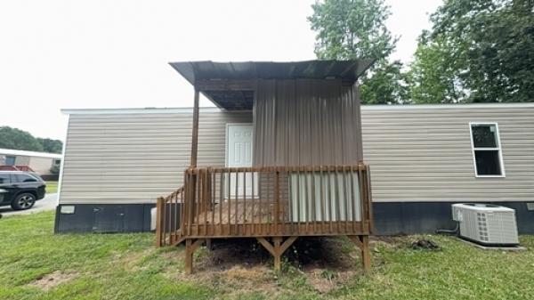 2018 THE BREEZE Manufactured Home