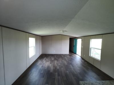Photo 4 of 8 of home located at 139 County Road 4221 Simms, TX 75574
