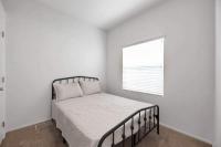 1990 American Manufactured Home