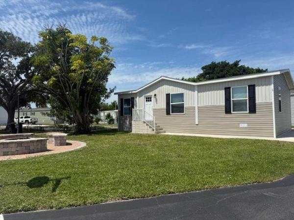 2022 Clayton Homes Inc Epic Journey Mobile Home