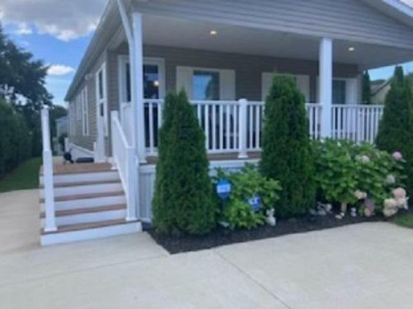 2022 Pine Grove Manufactured Home
