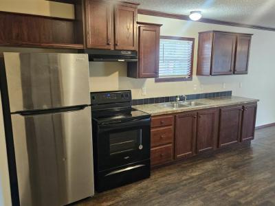 Photo 5 of 13 of home located at 7312 Chesterfield  #257 Taylor, MI 48180