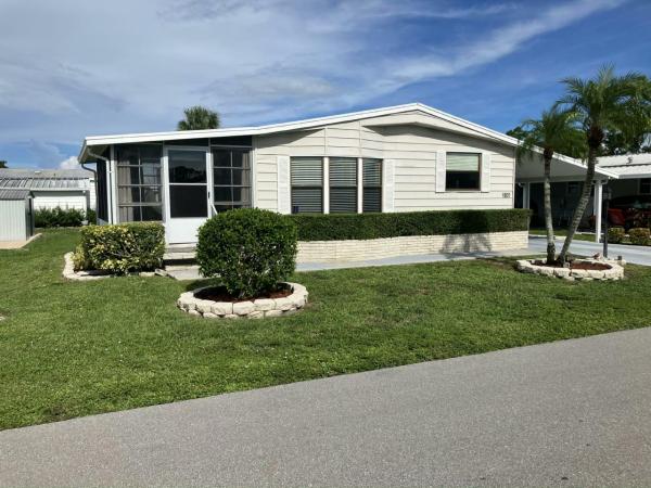 Photo 1 of 2 of home located at 1203 Yellowstone Dr, #B16 Naples, FL 34110
