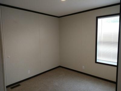 Photo 4 of 7 of home located at 324 Van Buren Cir Davison, MI 48423