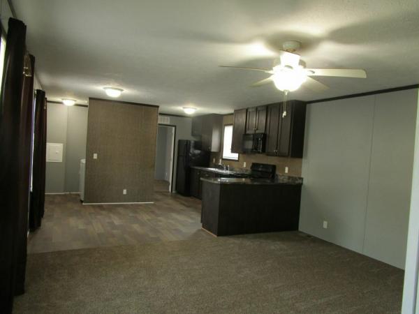 2018 Clayton Homes Inc 711 Manufactured Home