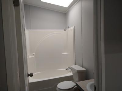 Photo 2 of 9 of home located at 525 Continental Cir Davison, MI 48423