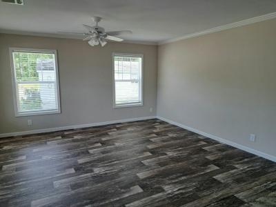 Photo 3 of 13 of home located at 6776 Townsend Rd., #171 Jacksonville, FL 32244