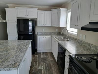 Photo 5 of 13 of home located at 6776 Townsend Rd., #171 Jacksonville, FL 32244