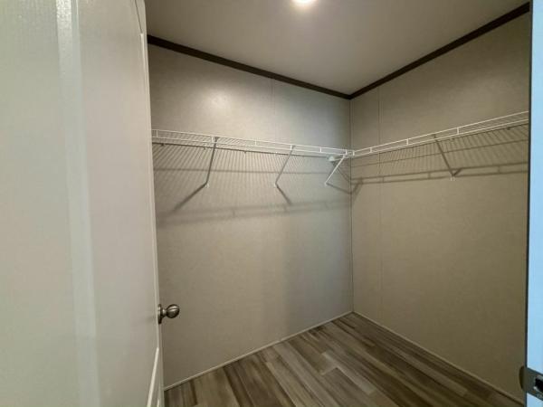 2024 Clayton The Pulse-5216-E790 Manufactured Home