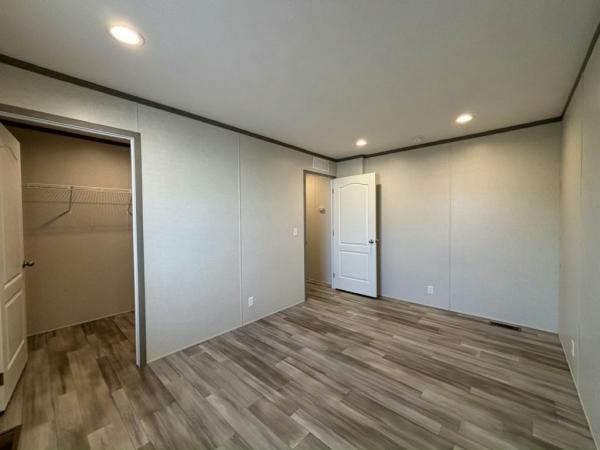 2024 Clayton The Pulse-5216-E790 Manufactured Home