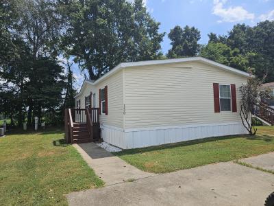 Mobile Home at 130 Lynnwood Circle #61 Clarksville, TN 37040