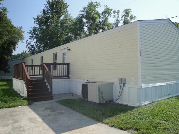 Photo 1 of 2 of home located at 9359 103rd St Lot #103 Jacksonville, FL 32210