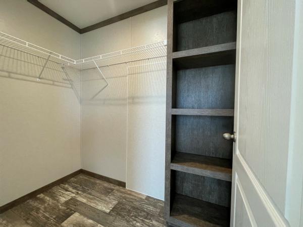 2023 Clayton 95PLH28523B Mobile Home