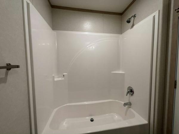 2025 Clayton Adrenaline 6016-4200 Manufactured Home