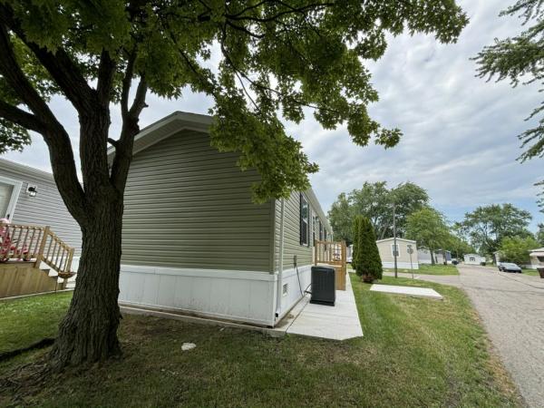 2025 Clayton Adrenaline 6016-4200 Manufactured Home