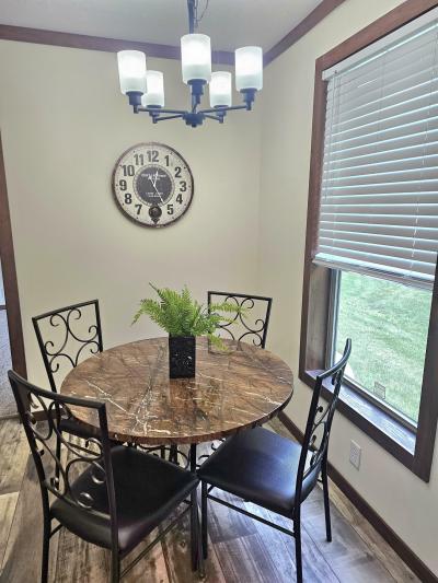 Mobile Home at 11481 2nd Str. NE Magnolia, OH 44643