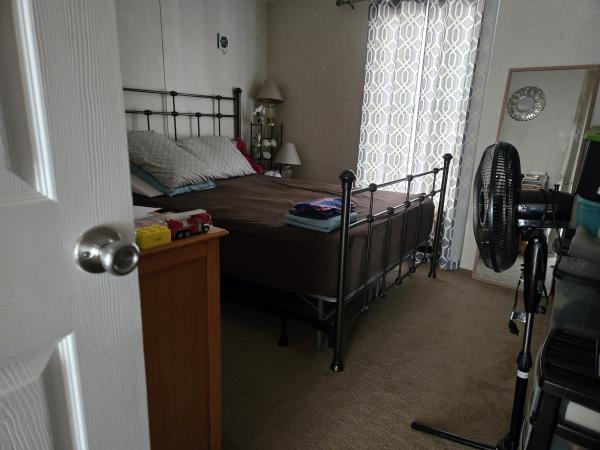 2008 Champion 007-000-H-017-801AB Mobile Home