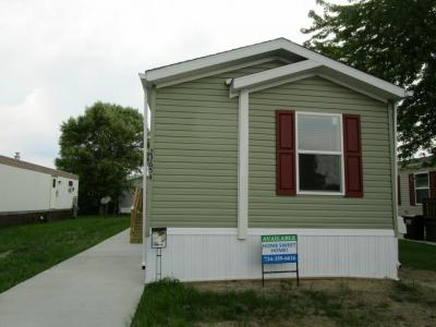 Mobile Home at 23654 Pine Drive Brownstown, MI 48174