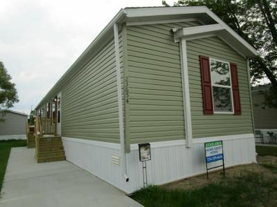 Photo 5 of 16 of home located at 23654 Pine Drive Brownstown, MI 48174