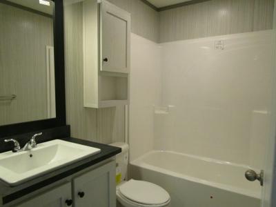 Photo 5 of 16 of home located at 23633 Hickory Lane Brownstown, MI 48174