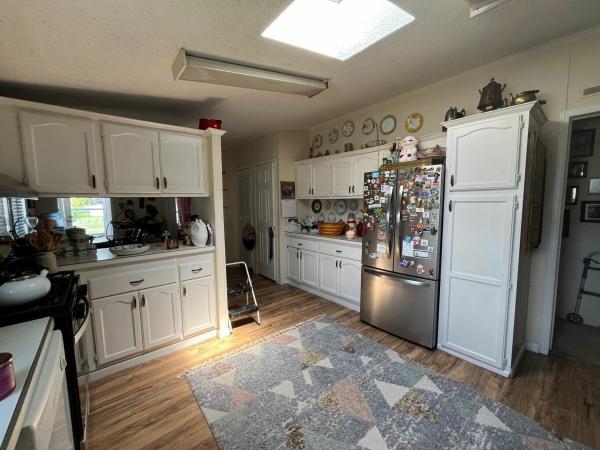 1997 Four Seasons 267 DD2860 251R  Home