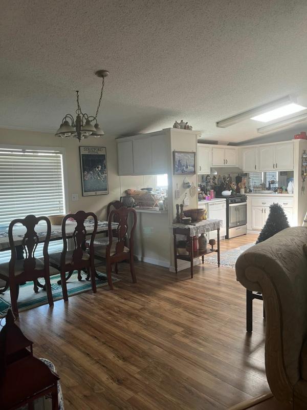 1997 Four Seasons 267 DD2860 251R  Home