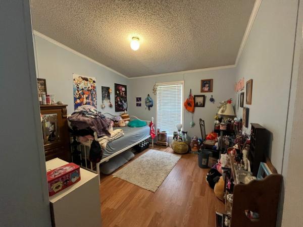 1997 Four Seasons 267  Home