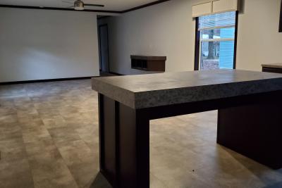 Photo 1 of 6 of home located at 13920 Oakwood Circle Grand Haven, MI 49417