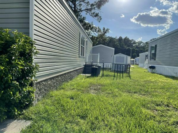 2022 Clayton community line 4816 Manufactured Home