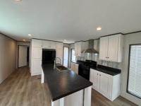 2023 31RSV16682XH23  Home