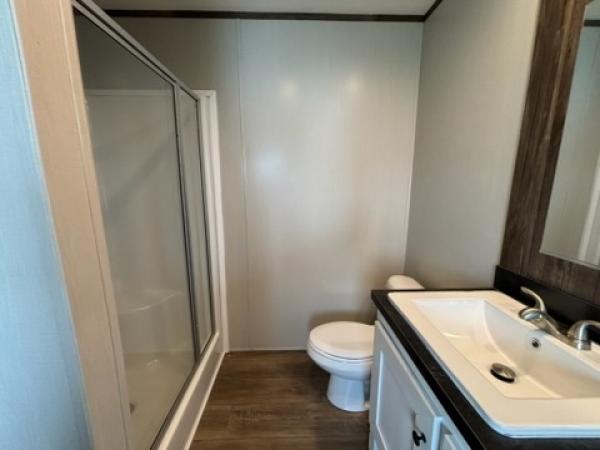 2023 31RSV16682XH23  Home