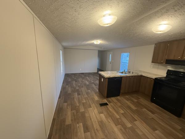 2023 97TRS14663AH22S  Home
