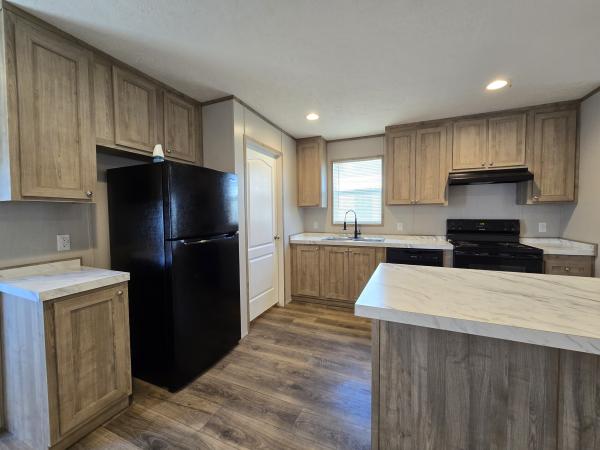 Photo 1 of 2 of home located at 100 Dove Dr Elsmere, KY 41018